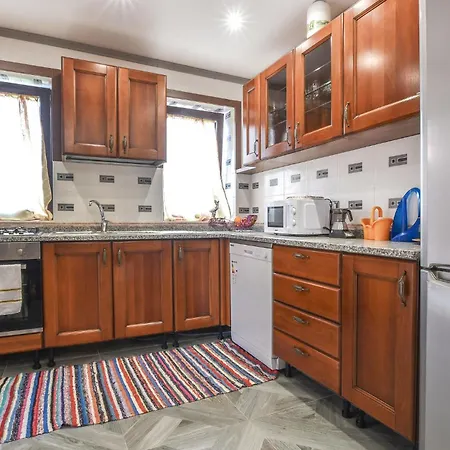 Awesome Apartment In Mascali Apartment