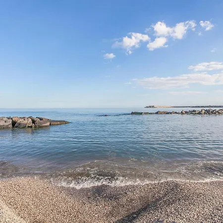 Awesome Apartment In Mascali